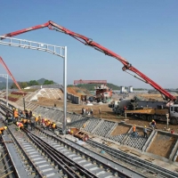 池黄高铁九华山站无砟道岔施工全部完工