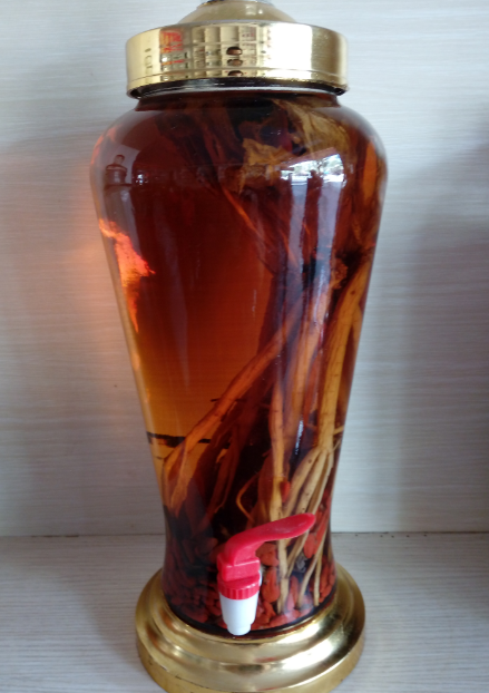传统手工酿造纯粮食酒。高粱酒{bbname}bbs.ahv.cc