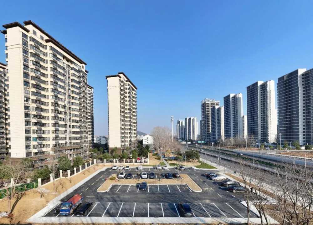 长江西路沿线新增7处停车场