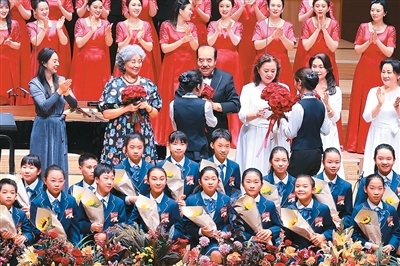 中国交响乐团举办建团七十周年合唱音乐会{bbname}bbs.ahv.cc