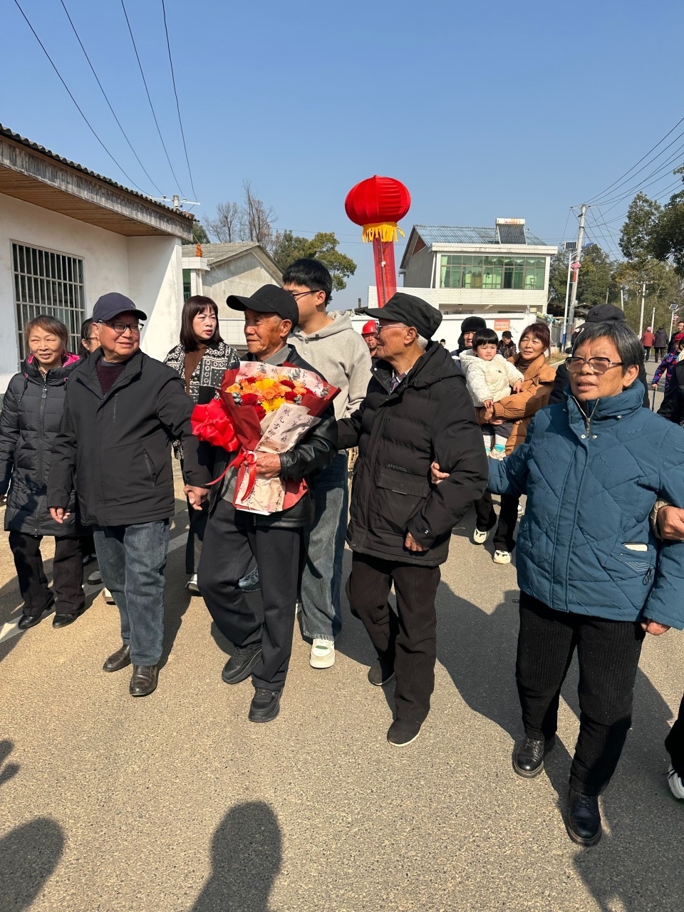 5岁走失72岁回家，两个哥哥还健在！大爷回湖南认亲，忘掉了乡音却找回了儿时的名字{bbname}bbs.ahv.cc ...