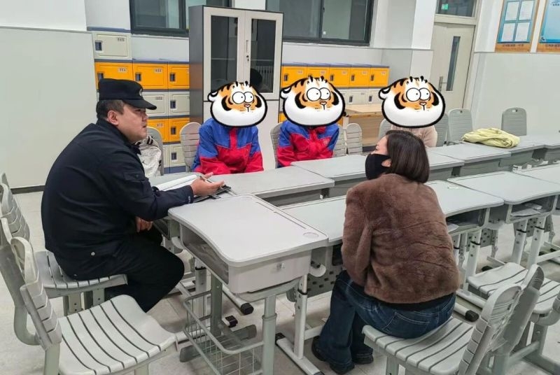 连心警务｜警民联手，奋战24小时找回12岁负气出走女孩{bbname}bbs.ahv.cc