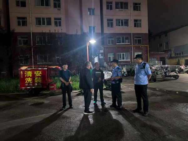 离家出走女子流落异乡 民警暖心帮扶寻归途{bbname}bbs.ahv.cc