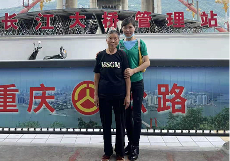 （第4602例）当萱草花开放 我们依然在你身旁——谢中英寻母{bbname}bbs.ahv.cc