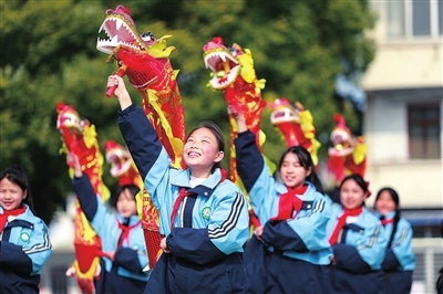 “五育”之花 课后绽放{bbname}bbs.ahv.cc